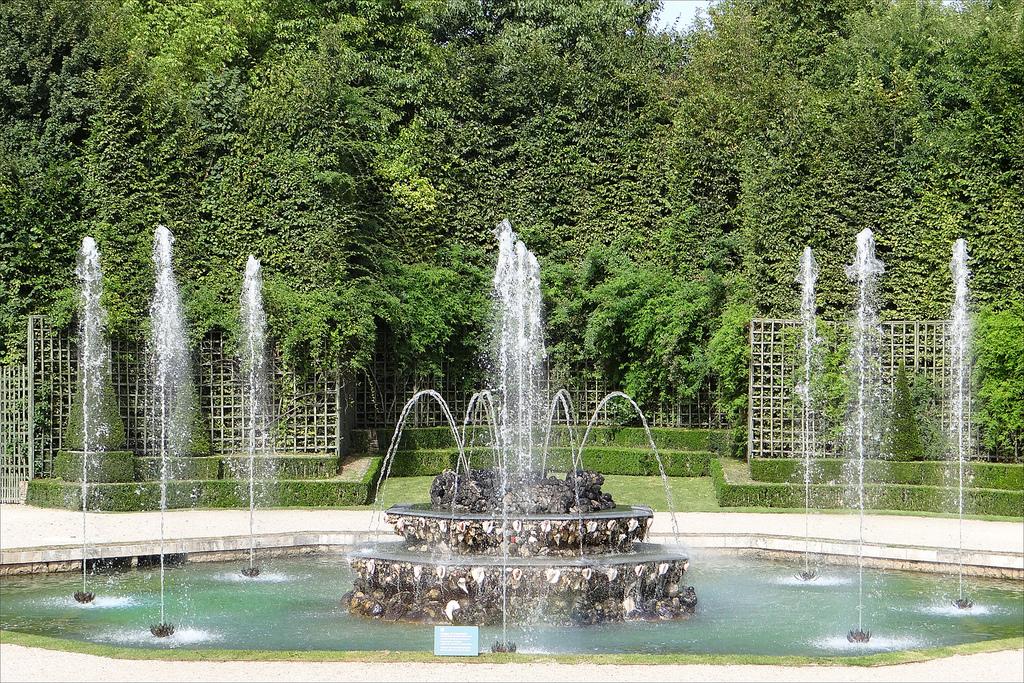 Fountains show at Versailles