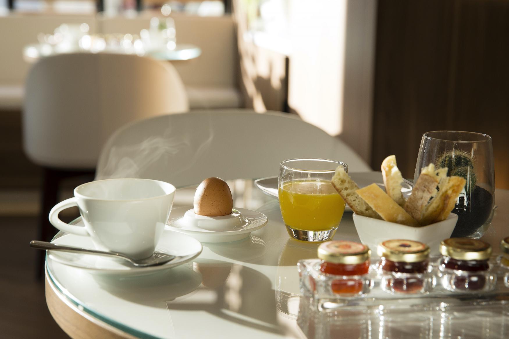 Hôtel Eiffel Turenne - Desayuno