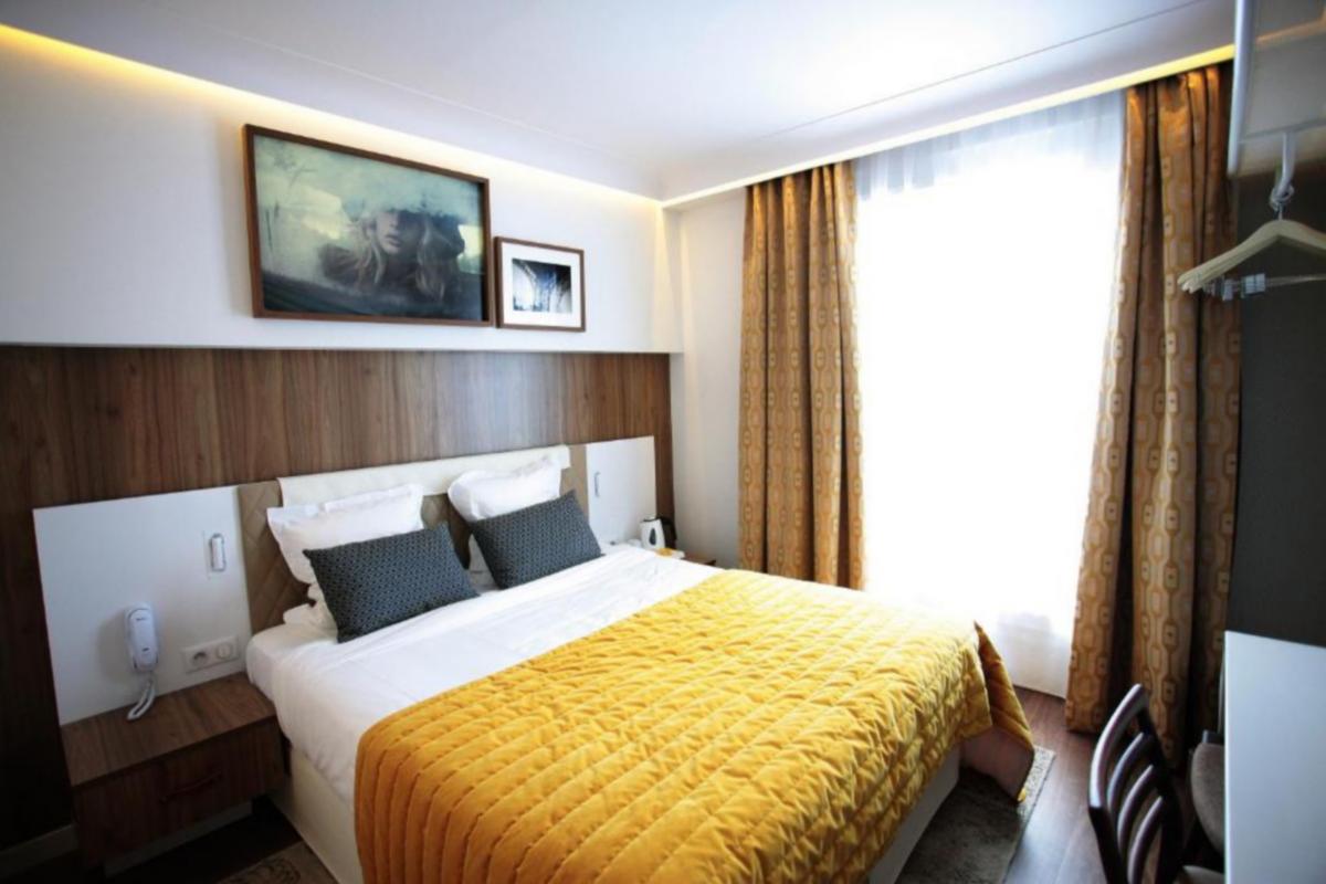 Hotel Eiffel Turenne - Room