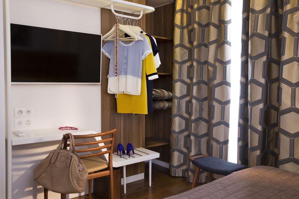 Hotel Eiffel Turenne - Room